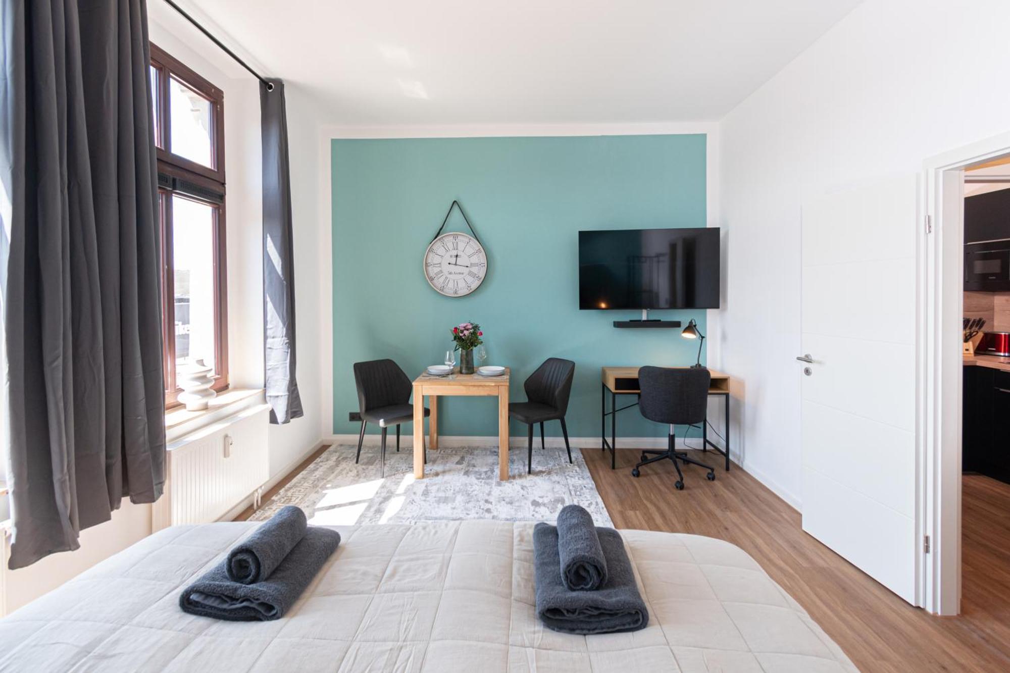 Sweethome - Zentral - Kueche & Parkplatz, Wifi Halle  Exterior photo